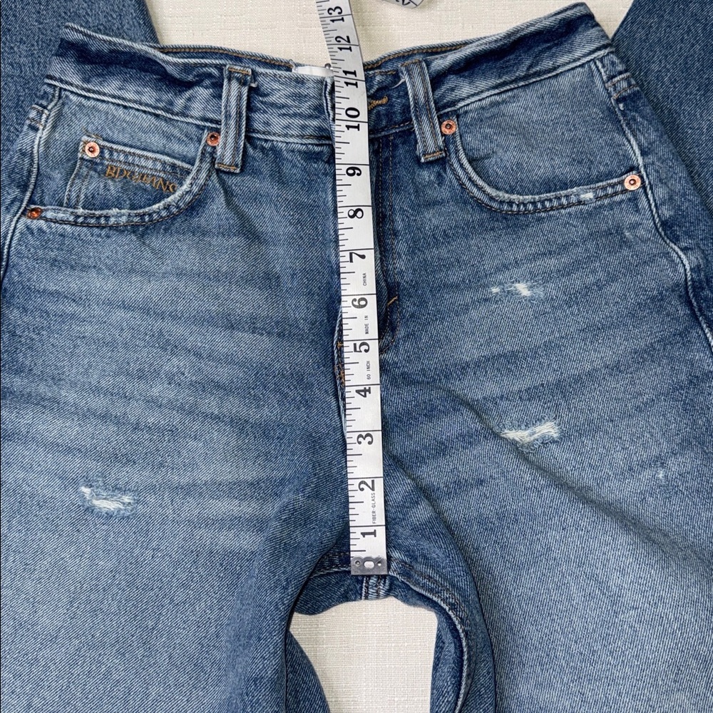 BDG Logan Buckle Baggy Barrel Blue Denim Jeans - Picture 6 of 11